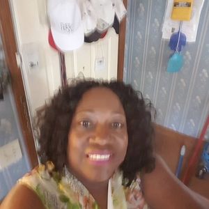 Meet your Posher, Deborah